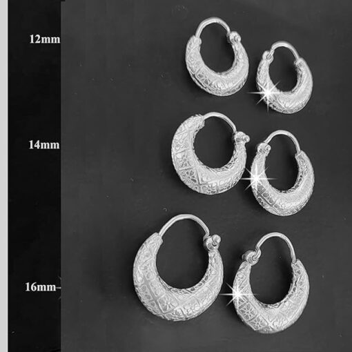 Flower Textured Kaju Bali Hoop Earring - Image 4