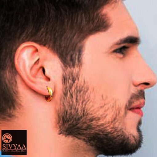 male model wearing- SIVYAA gold finish round grid textured curvish edge bali 15mm
