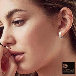 model wearing-SIVYAA round grid textured curvish edge pure silver hoop bali earring 15mm